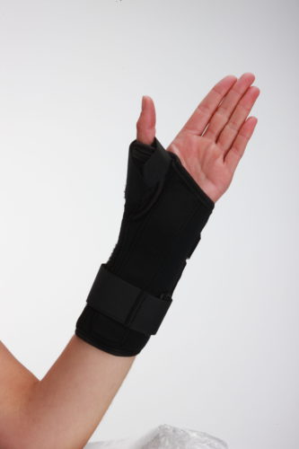 Clínica Postural: Podología y fisioterapia - 🧦¿Conoces los calcetines five  fingers o 5 dedos? 🏃Son muy recomendables para corredores por 3 motivos👇  1⃣Absorben el sudor y los dedos se mantienen secos. ✓Extra